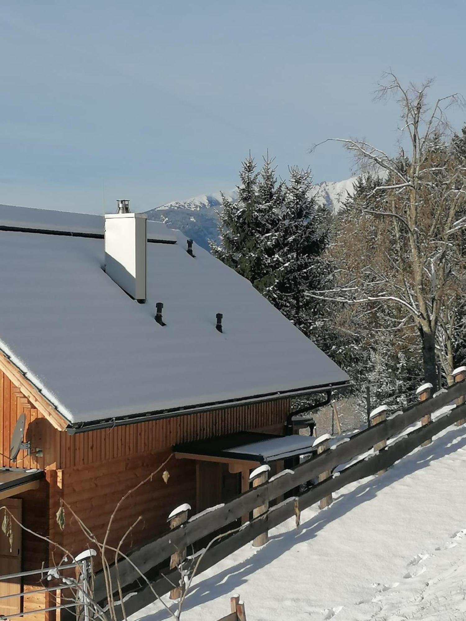 Laerchenhaus ,,Unterer Brodl" Sankt Peter am Kammersberg Exterior foto